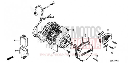KURBELGEHAEUSEDECKEL, L. CR250R1 de 2001